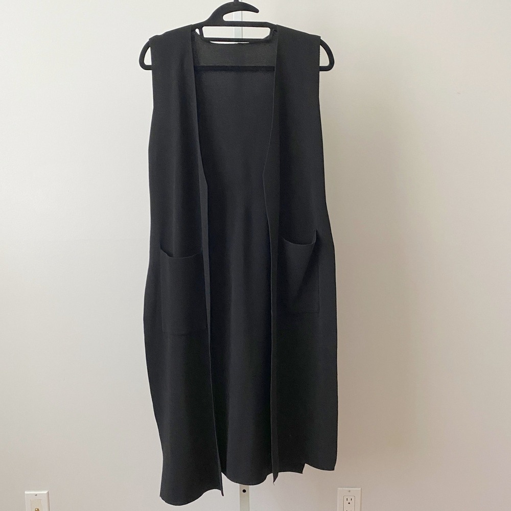 Aura Studio OS Minimalist Black Longline Knit Vest Pocket Sleeveless Cardigan